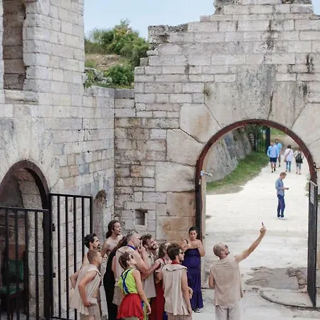 לינה וארוחת בוקר Corto Bechera *